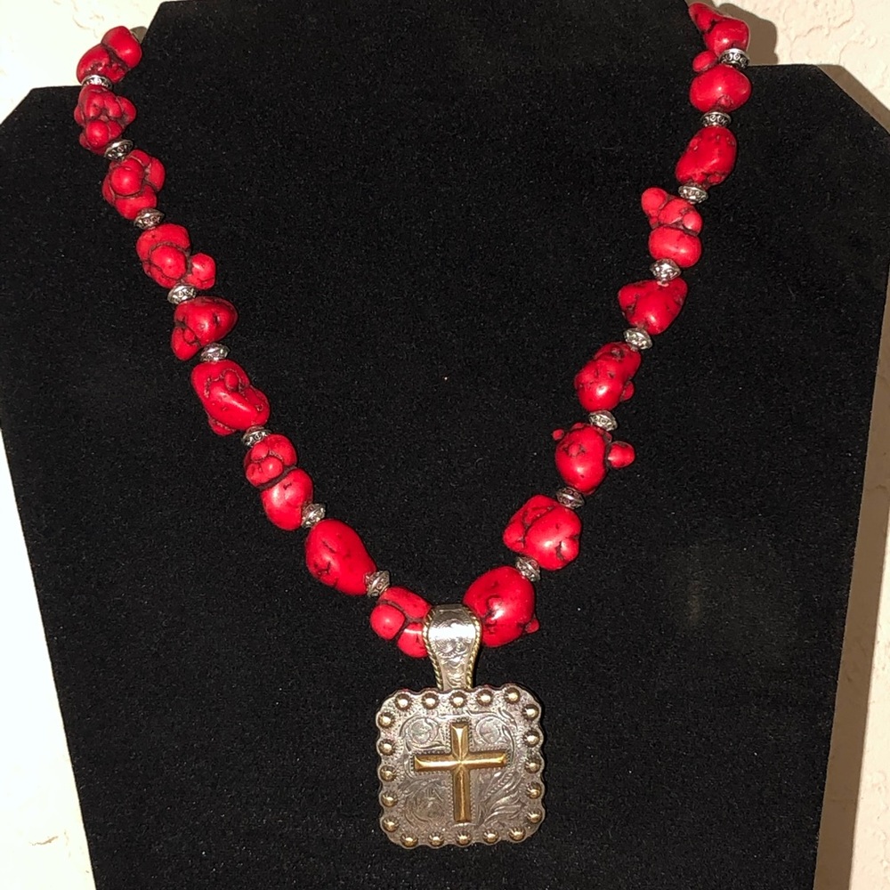 Western “one of a kind” necklace ⭐️